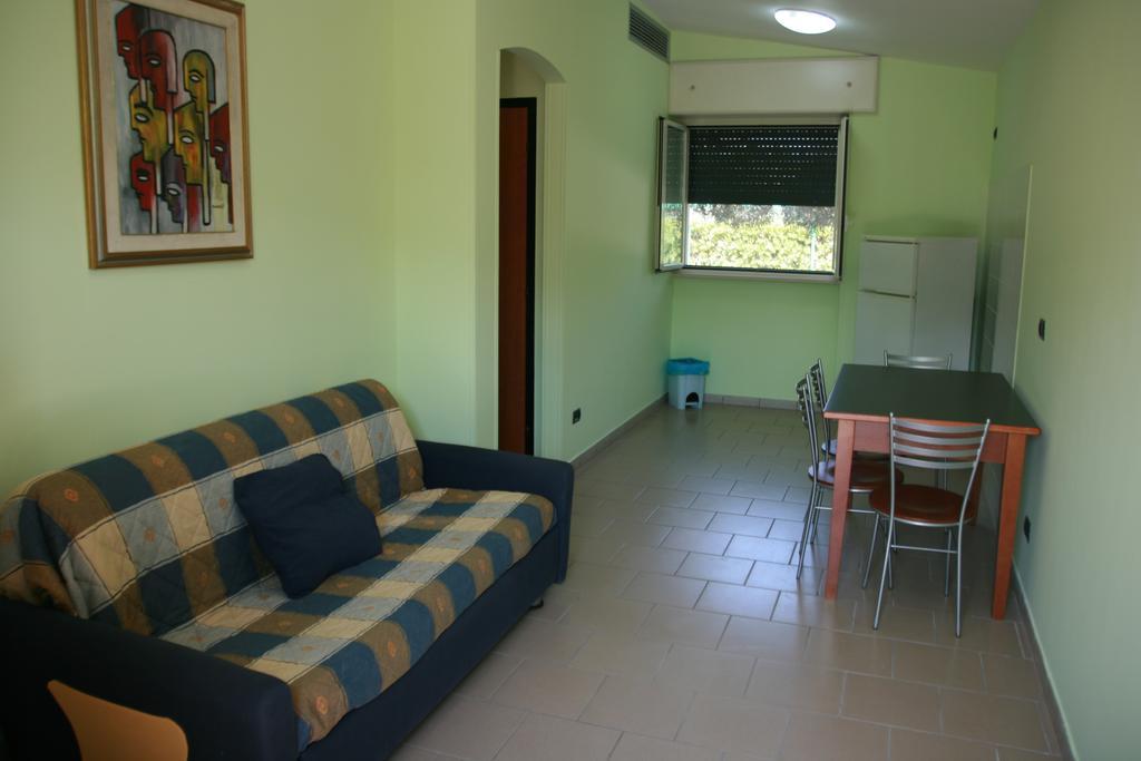 Villaggio Turistico Malibuu Manduria Exterior foto